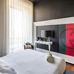 Rm The Experience - Small Portuguese