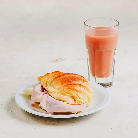 Rm The Experience - Small Portuguese 게스트하우스 세투발