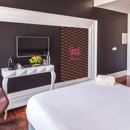 Rm The Experience - Small Portuguese 4* 세투발