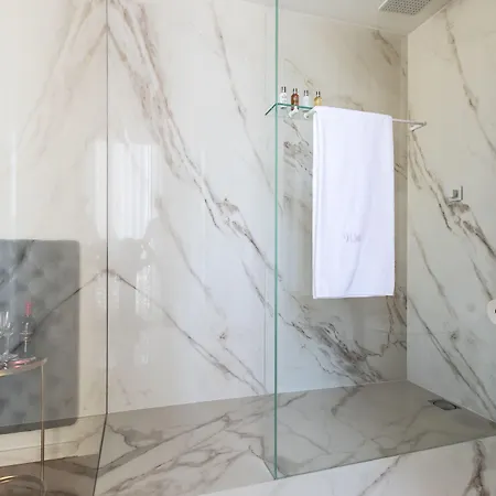 Rm The Experience - Small Portuguese 게스트하우스 세투발