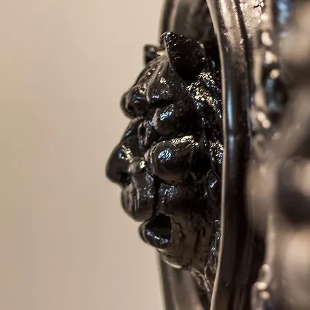 Rm The Experience - Small Portuguese 게스트하우스 4*