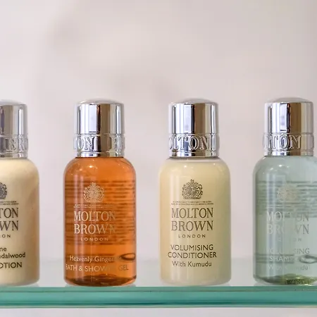 Rm The Experience - Small Portuguese 4* 세투발